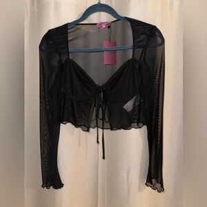 Small Edikted Black going out top